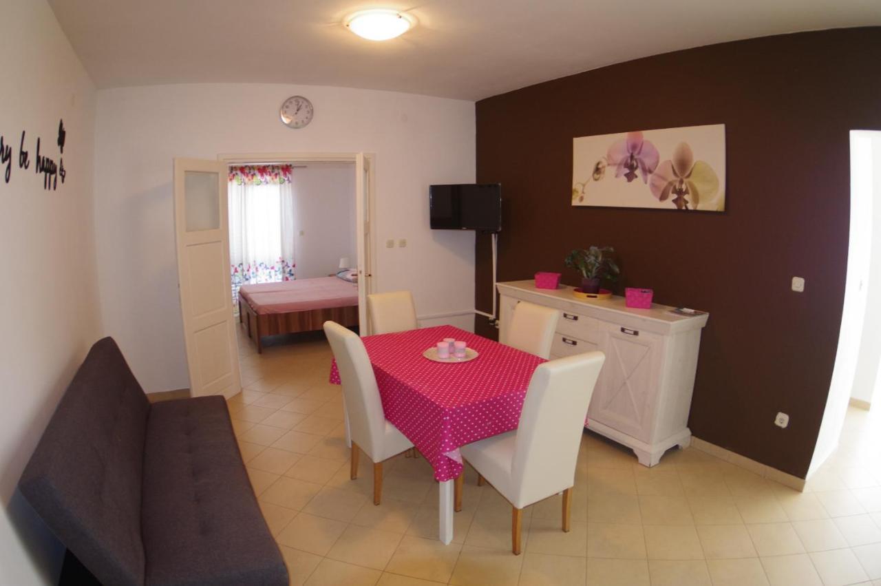 Holiday Apartments In House Sanja Rakalj Dış mekan fotoğraf